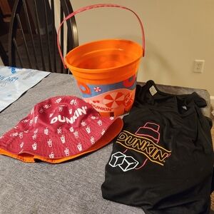 Dunkin' Tank Top (Large) Reversible Bucket Hat In Dunkin Beach Pail Set NEW